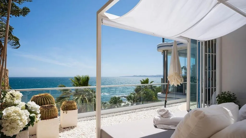 Waterfront Beach Paradise Apartment Benalmadena